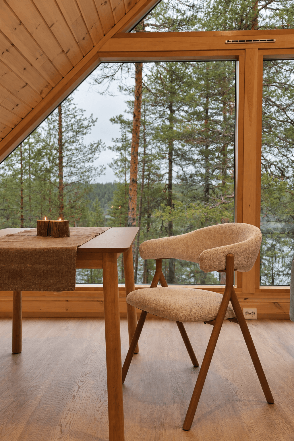 Revontulimökki, kuva 4/8